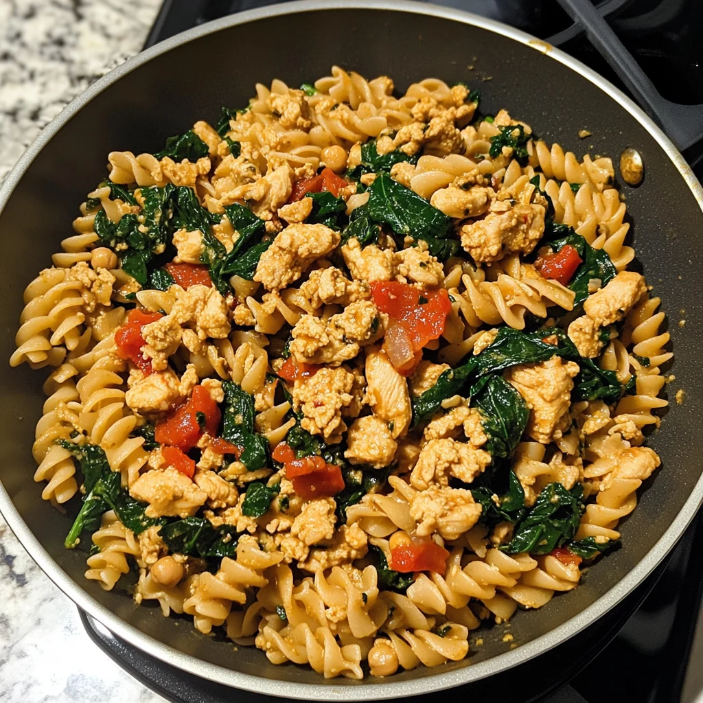 High-Protein One-Pot Pasta with Chicken and Spinach