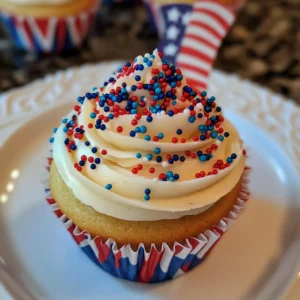 Best Ever Patriotic Cupcakes for 4th of July Parties